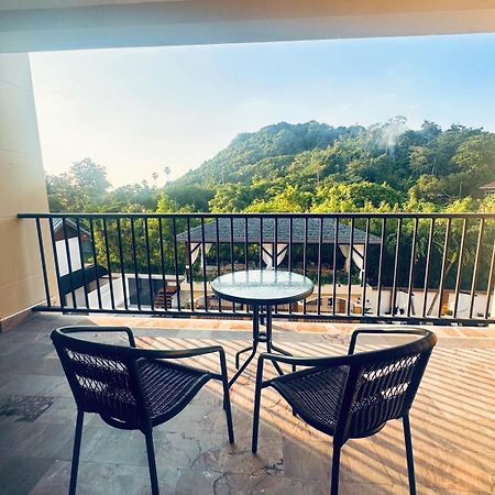 فندق Ocean Pie Phuket - Adult Only Rawai المظهر الخارجي الصورة